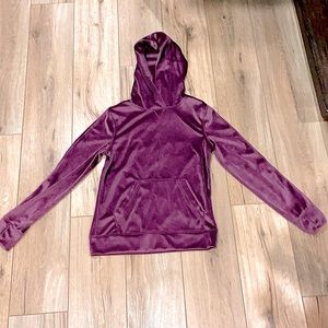 ivivva by lululemon sweatshirt, velour material, wormed once. Girl’s 12